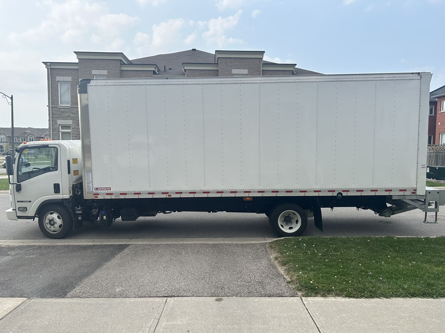 20 feets truck